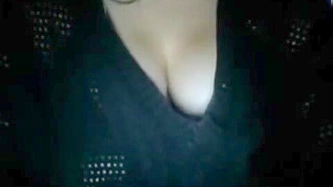 Curvy Webcam Girl Plays