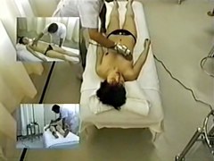 Cute Jap enjoys some hot erotic massage on
