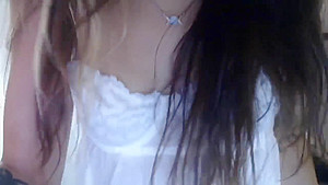 Cute teen 18+ camgirl show