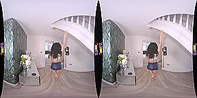 Dancing Fun featuring Chelsea Essex - ZexyVR