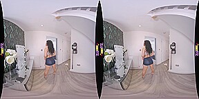 Dancing Fun featuring Chelsea Essex - ZexyVR