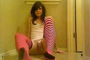 Delicious teen 18+ gay crossdresser with sextoys
