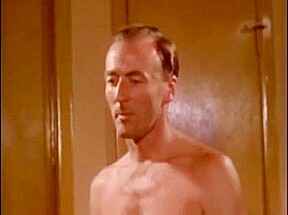 Diary of a Nudist - The Cinema Snob