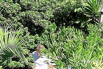 Dimitri Of Bordeaux Fucked In A Garden