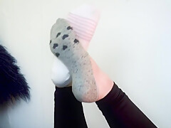 Divinely - Goth Classmate Sockjob Pov