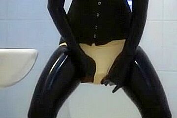 Dressing in Latex