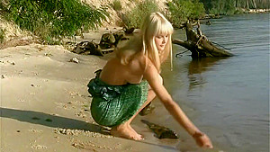 Earning some vication money is easy for Ukrain Girls, look at her