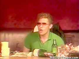 Eating guy’s pecker under table