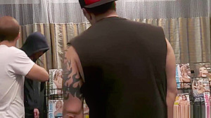 Ebony Kinsley Karter Receives Facial Cumshots After Gloryhole Creampie