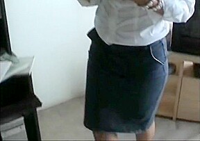 Ebony sexy legs in office