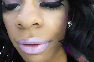 Ebony trans amateur tugging her hard dong