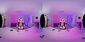 Erotic Gaming Session With Milena Ray