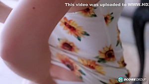 Everly Haze - Everybody Likes Everly