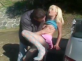 Excellent Blond Fucks In The Back Of A Pick Up Outside