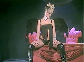 Exotic Cunnilingus, Threesome sex video
