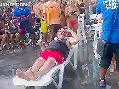 Fat guy gets a wild lap dance from topless girl