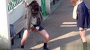 Fetish japanese teenager 18+ pisses