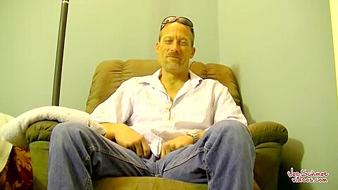 Fit Step daddy Dicksmack Gets Blown - Dicksmack & Joe
