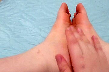 Foot Pov - I Send A Video Of My Feet To My Stepfather So He Can Masturbate With Me Pinay
