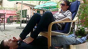 Foot Worship Under Feet Humiliation sniff shoes