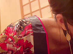 Fuck A Cute Japanese Girl Wearing A Kimono In Halloween Night - 着物姿の彼女にご奉仕セックスしてもらう主観動画