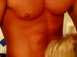 Fucke barebak in the haridressr shop - StraightFuckingBoy