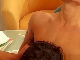 Fucke barebak in the haridressr shop - StraightFuckingBoy