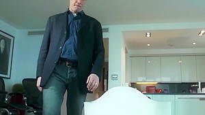 Fucking the horny housewife