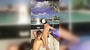 Fudi com dotado na piscina do motel, tomei muita leitada - PissVids