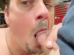 Gay slut sucks cock in garage and loves to eat cum