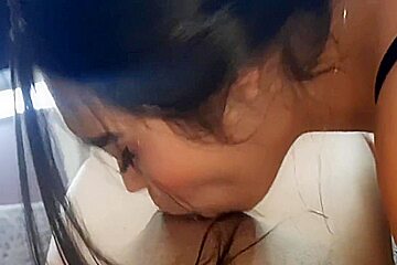 Gelen Guzel Kısa Kalca Derin Oral Seks 5 Min