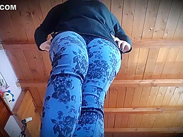 Giantess Steps On Bug In Her House POV (Add For More)