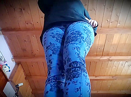 Giantess Steps On Bug In Her House POV (Add For More)