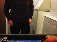 Girl on toilet scenes pissing and drying out cunt