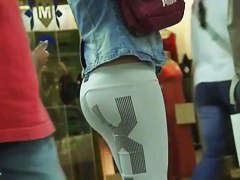 Girl's perky ass in sport tights street video