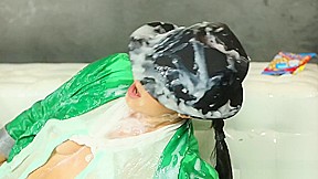 Glam beauty sucks until getting cumdrenched