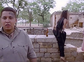 Guntur talkies- Rashmi Gautam