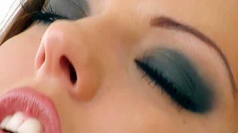 Hannah Is An Absolutely Gorgeous Babe From Hungary Outdoor Scene Softcore Solo Masturbation