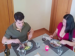 Hard Rock And Squirting Miss - Chubby White Dude Seduces And Fucks Latina Stepmom 14 Min