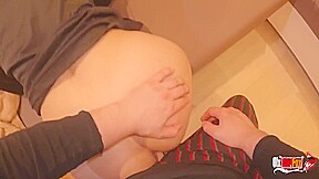 He Put His Dick In The Popcorn For Sexy Stepmom