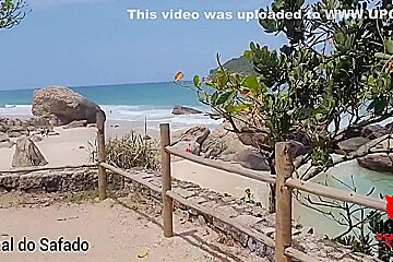 Holly Bombom, Bom Bom And Joao O Safado In Bastidores Gravacao Na Praia No Rio De Janeiro 5 Min