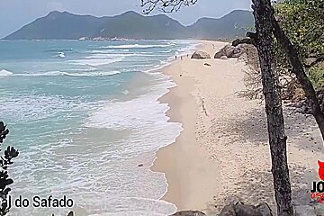 Holly Bombom, Bom Bom And Joao O Safado In Bastidores Gravacao Na Praia No Rio De Janeiro 5 Min