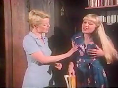 Holmes cocks Peg & her willing friend