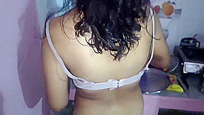 Horny Indian - Seducing Her Husbands Friend For A Hardcore Sex