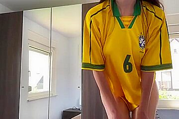 Horny69rabbits - Exchanged A Football Game For Her Puss