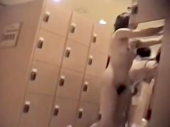 Hot Asian amateurs are all naked in the changing room