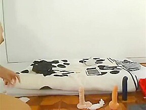 Hot Brunette Double Toying Her Pussy Anal Cam