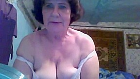 Hot russian mature vera play on skype