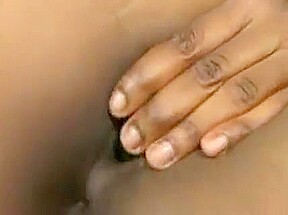 Hot sexy ebony floozy banged