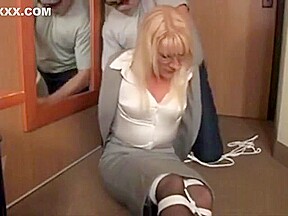 Hotel blonde